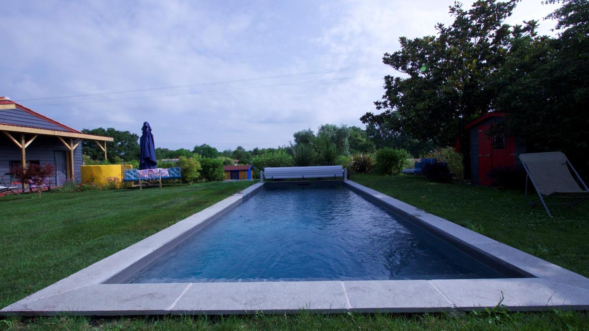 Appartement Les Jardins D'Ispahan à Prignac-et-Marcamps Extérieur photo